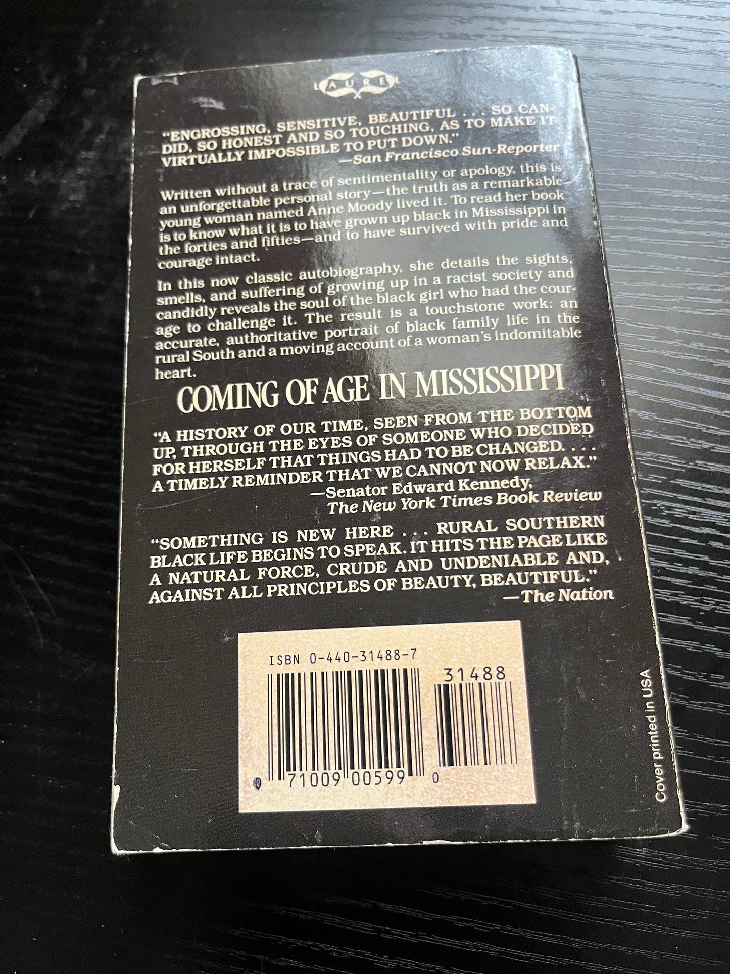 COMING OF AGE IN MISSISSIPPI: The Classic Autobiography of a Young Black Girl in the Rural South by Anne Moody