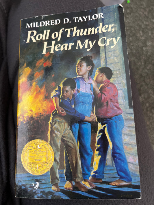 ROLL OF THUNDER HEAR MY CRY by Mildred D. Taylor