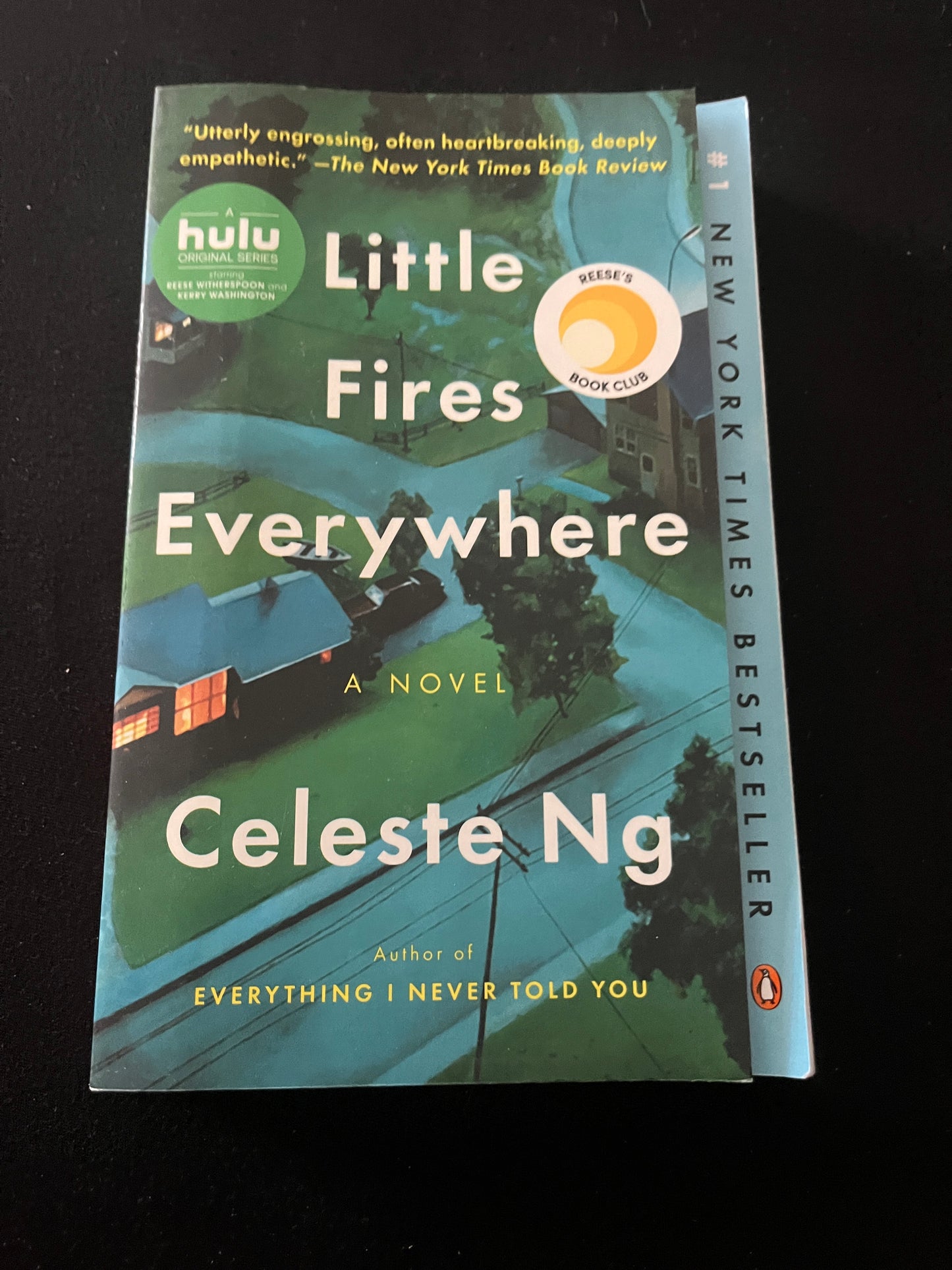 LITTLE FIRES EVERYWHERE by Celeste Ng