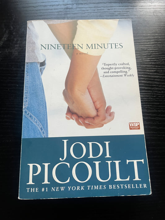 NINETEEN MINUTES by Jodi Picoult