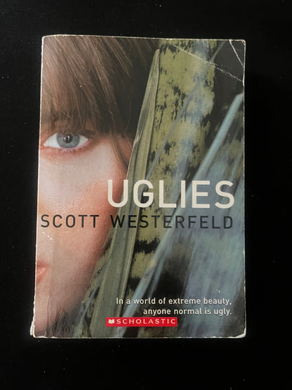 UGLIES by Scott Westerfeld