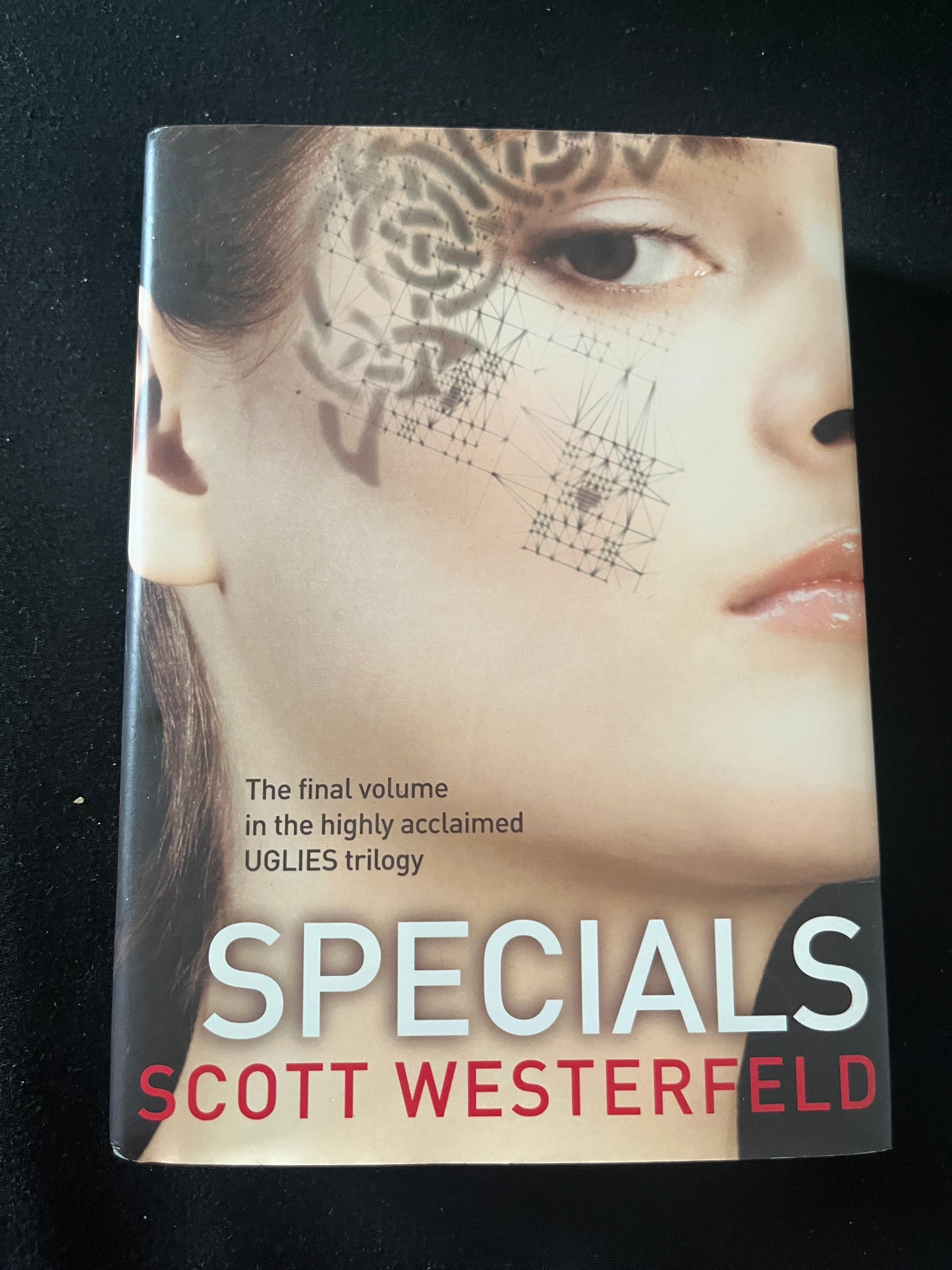 SPECIALS by Scott Westerfeld