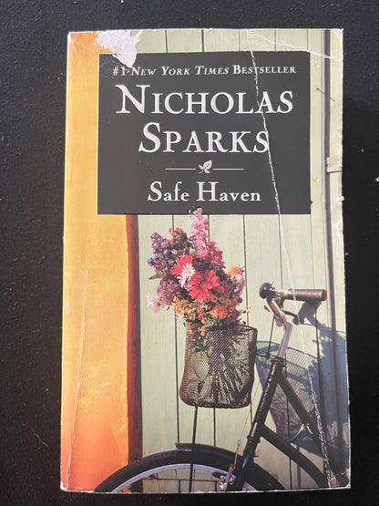 SAFE HAVEN by Nicholas Sparks